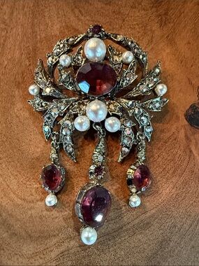 Vintage ART Gold Tone Garnet Glass & Faux Pearl Dangle Brooch Victorian Revival